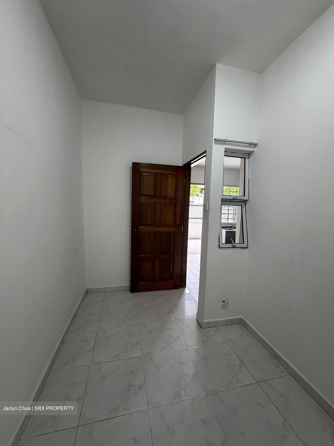 South Union Park (D15), Terrace #557847511